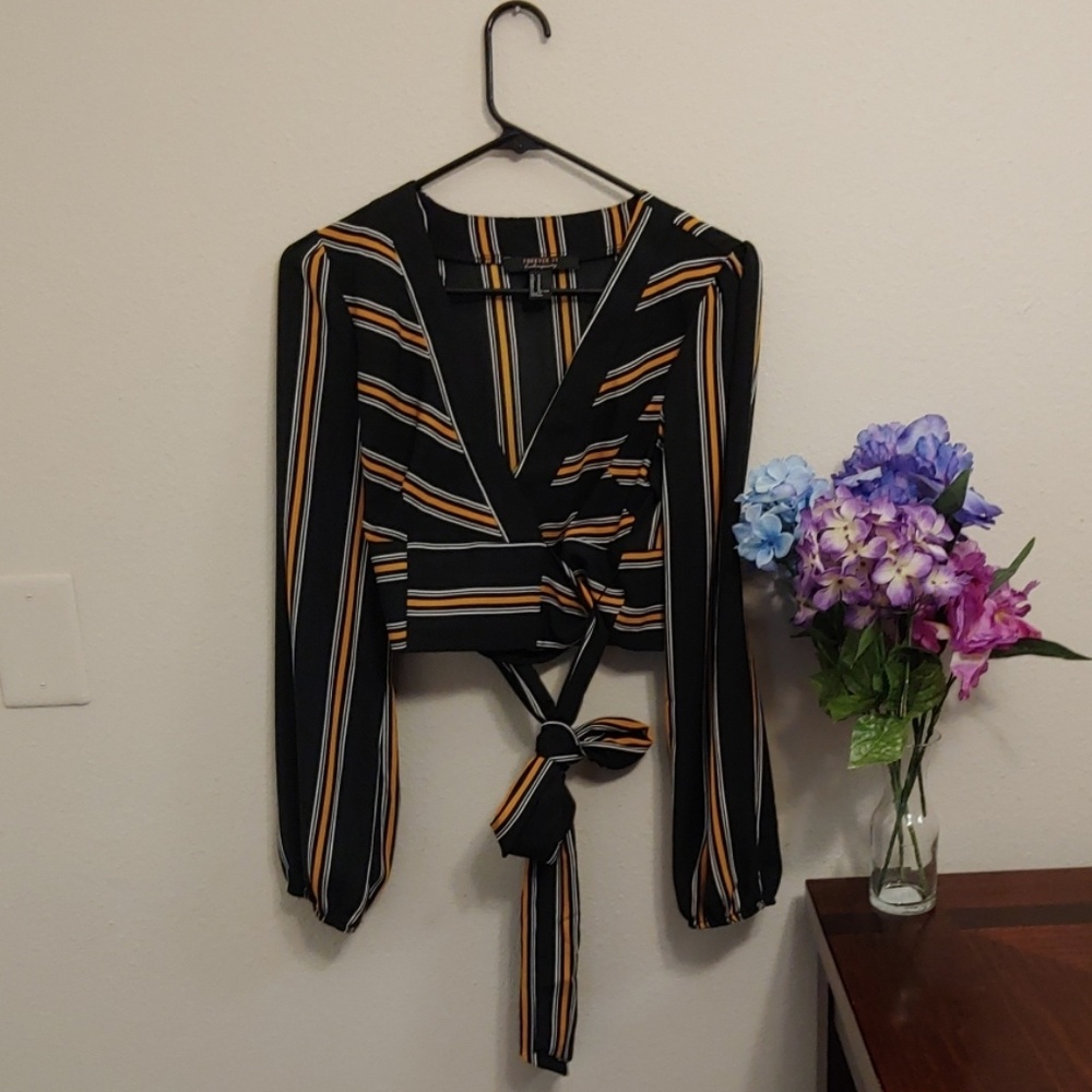 New Forever 21 Long Sleeve Top